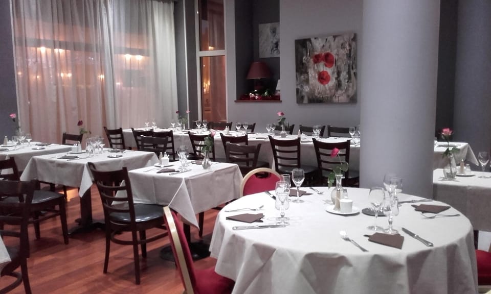 Hotel Restaurant l'Amandois Hotel in Centre-Val de Loire