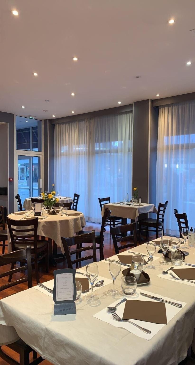 Hotel Restaurant l'Amandois Hotel in Centre-Val de Loire