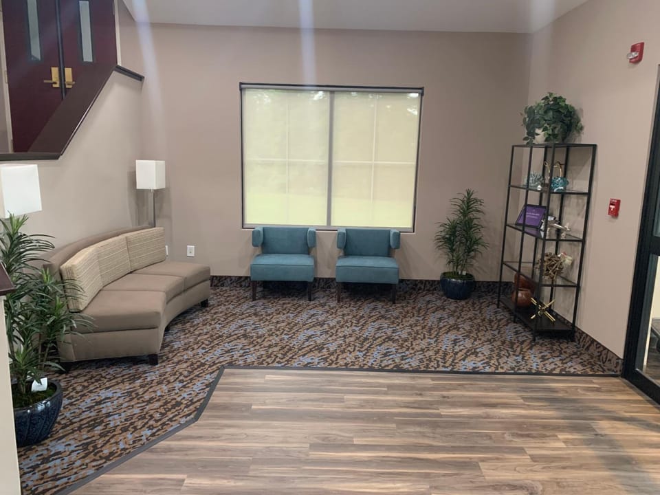 Sleep Inn & Suites California MD Hotel in California