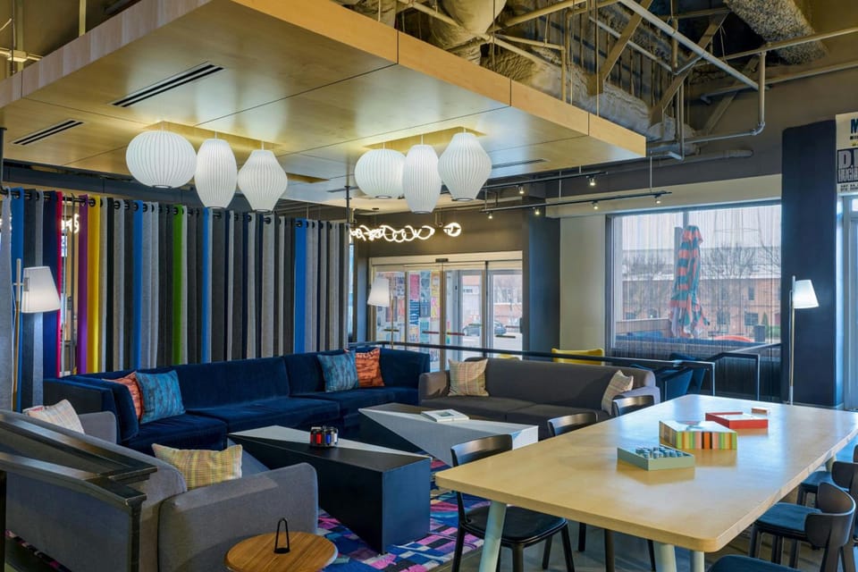 Bar/lounge