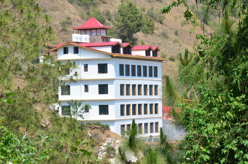 Jade Vine Resort Hotel in Shimla