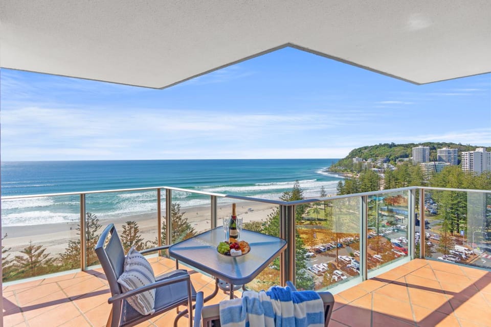 Pacific Regis Apartments Apartment hotel in Burleigh Heads