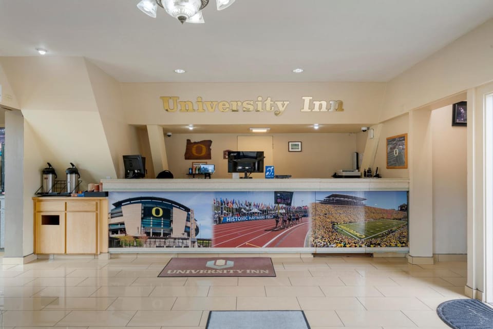 University Inn and Suites Eugene Motel in Eugene