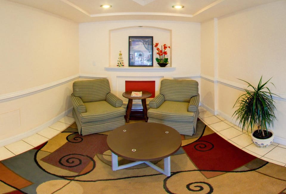 Key West Inn - Newport News Hotel in Newport News