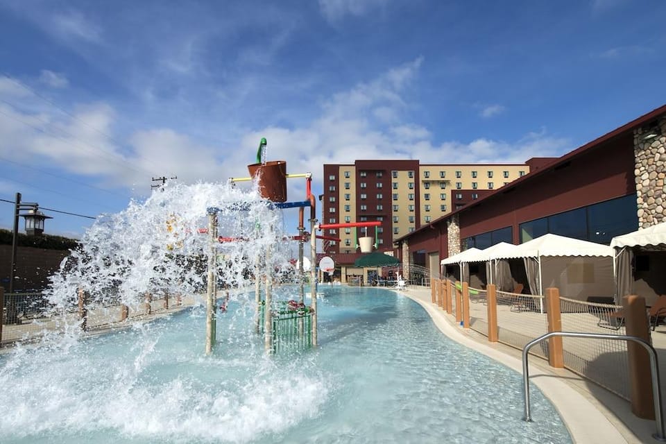 Great Wolf Lodge - Anaheim Ca Resort in Santa Ana