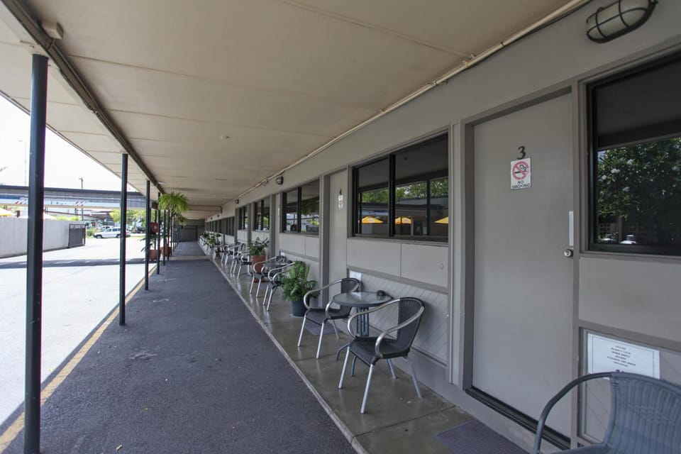 Tandara Hotel Motel Motel in Queensland