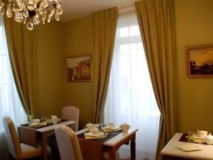 Hotel Rollan De By Hotel in Nouvelle-Aquitaine
