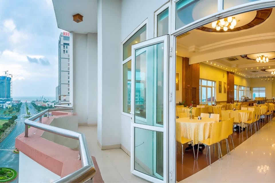 Golden Sea Hotel Da Nang Hotel in Da Nang