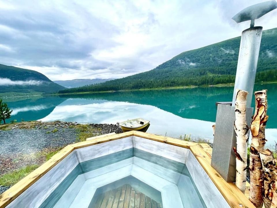Hot tub