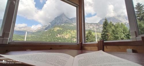 Bujtina Albjoni Hotel in Montenegro