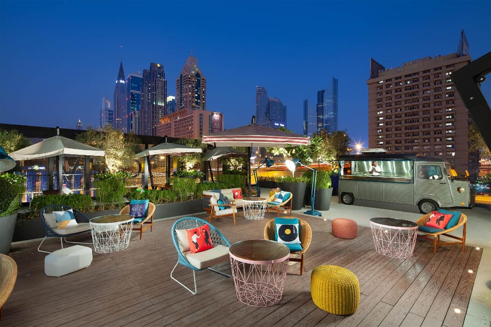 Poolside bar