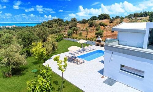 Moonlights Villas Heated Pool Hotel in Crete