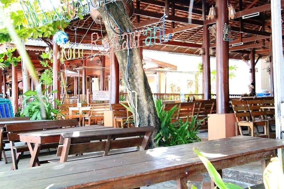 Saikaew Villa Resort in Phe