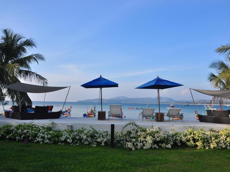 Beachfront Phuket Hotel Hotel in Choeng Thale