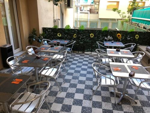 Albergo Aduepassi & Servizio Bike Shuttle Hotel in Finale Ligure