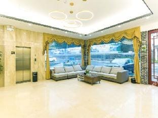 Qiyun Shanju Hostel Hotel in Zhejiang