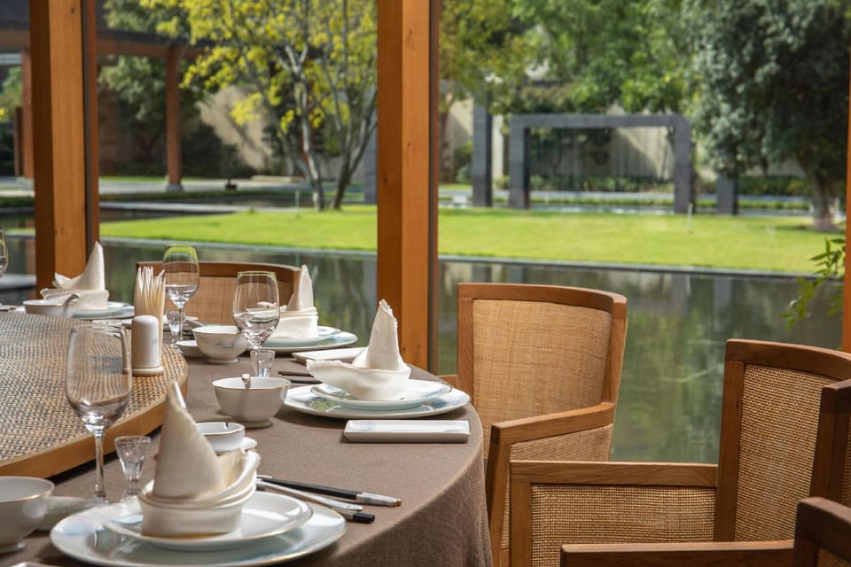 Yuandao international qiandao lake Hotel in Hangzhou