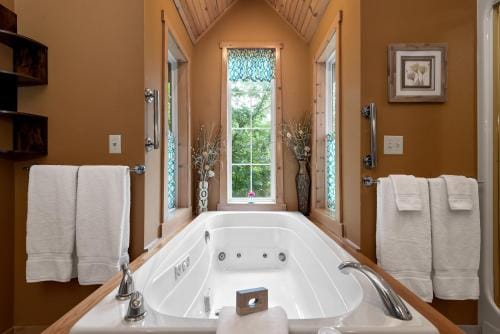 The Woods Cabins Inn in Eureka Springs