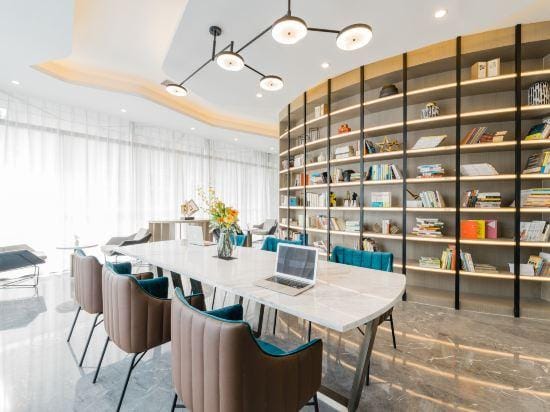 Atour Hotel Xiangshan China Academy of Art Songcheng  Zhuantang Hangzhou Hotel in Hangzhou