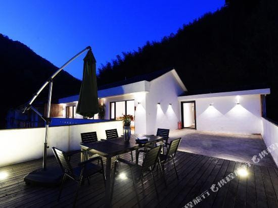 Ruoyun Bapin Hostel Hotel in Hangzhou