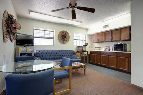Country Side Inn Hotel in Texas