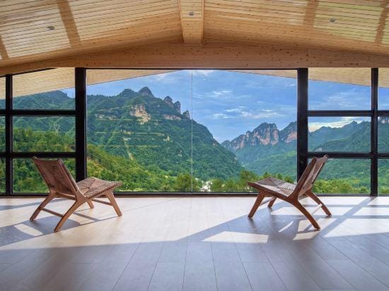 XMAN sunrise  Resort Hotel in Hubei