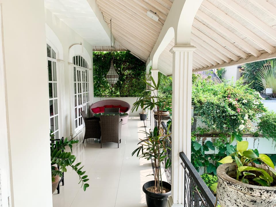 Casa Artista By Kresna Hospitality Hotel in Kuta