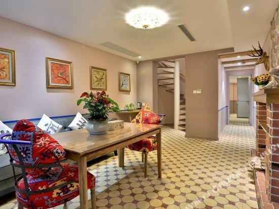 Longjing Xinqing Inn (West Lake Garden) Hotel in Hangzhou