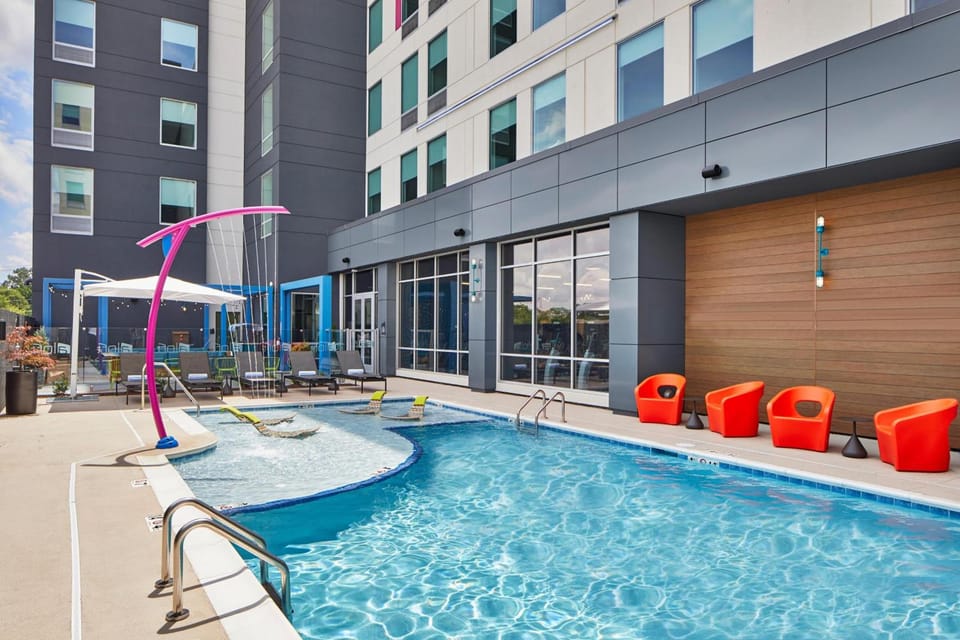 Aloft by Marriott Chattanooga Hamilton Place Hotel in Chattanooga