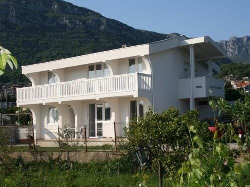 Anika apart Hotel in Montenegro