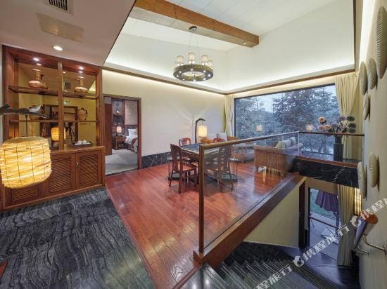 Ziqing Lake Hot Spring Holiday Hotel Hotel in Nanjing