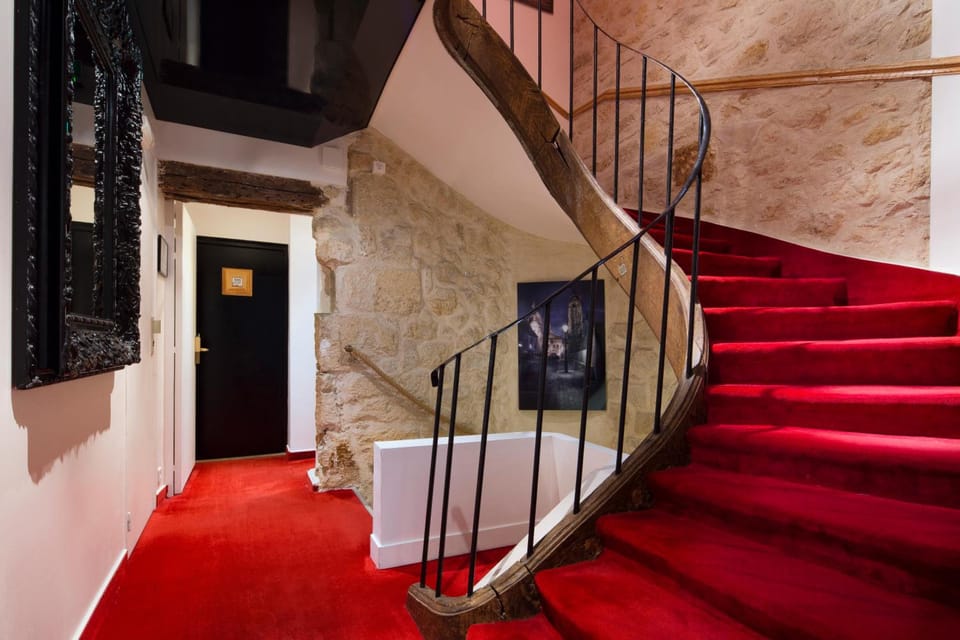 Hotel du Lion d'Or Louvre Hotel in Paris