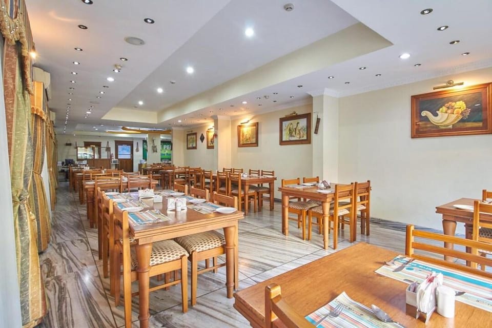 Hotel Grand Seasons Hotel in Kochi