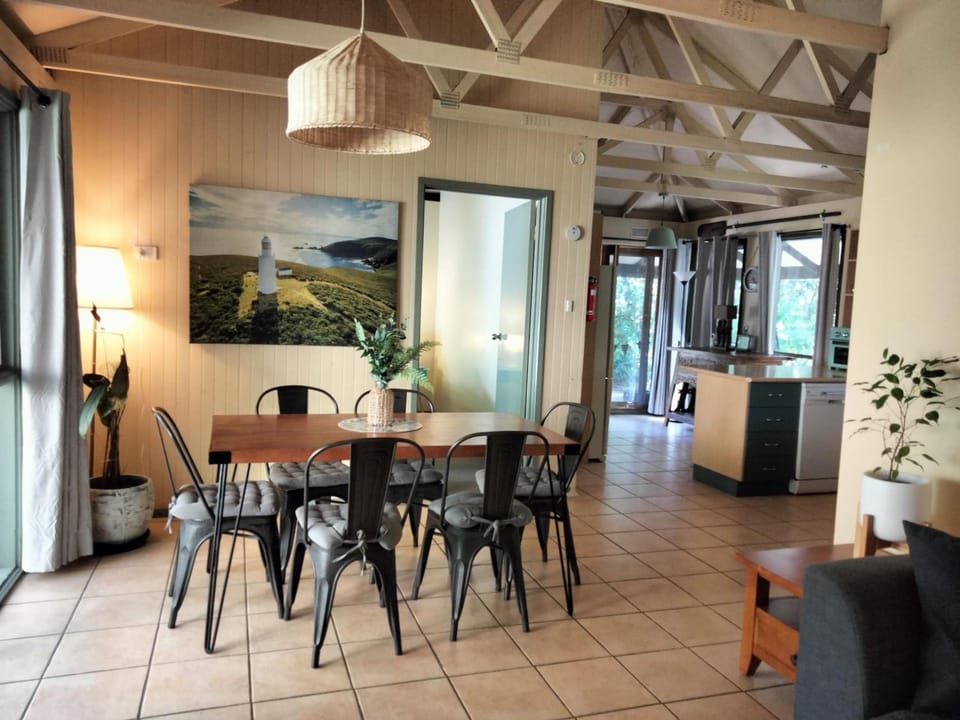 Kalimna Woods Cottages Lodge in Lakes Entrance