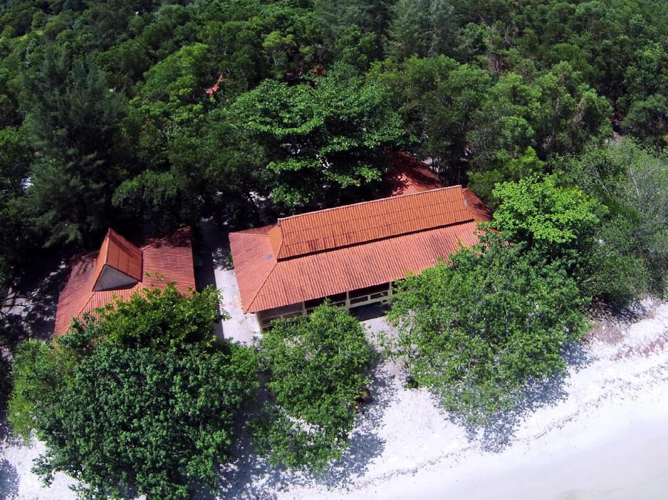 Buffalo Bay Vacation Club Resort in Ko Phayam