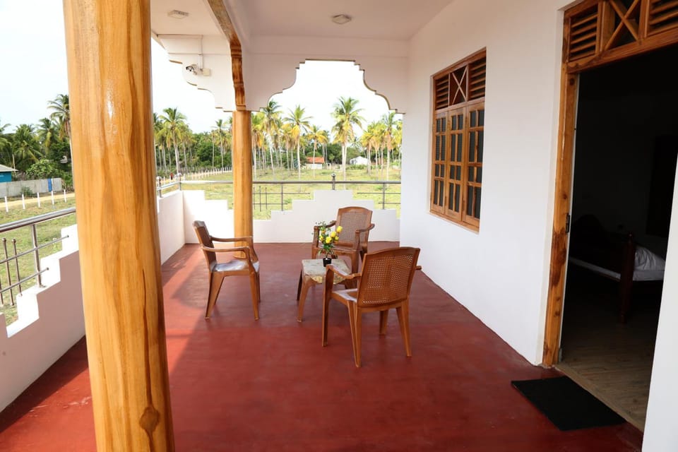 Nilveli star view hotel Hotel in Sri Lanka
