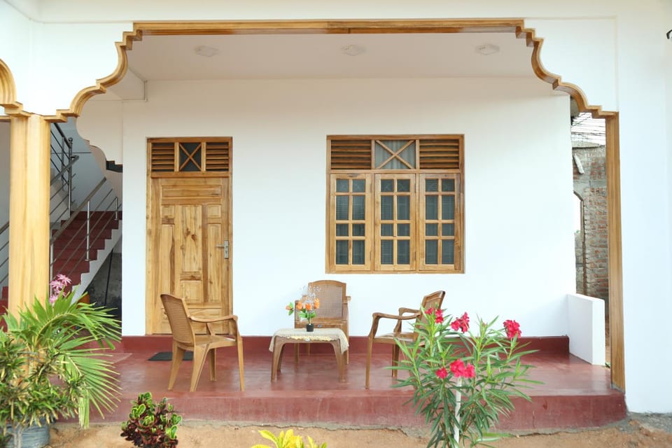 Nilveli star view hotel Hotel in Sri Lanka