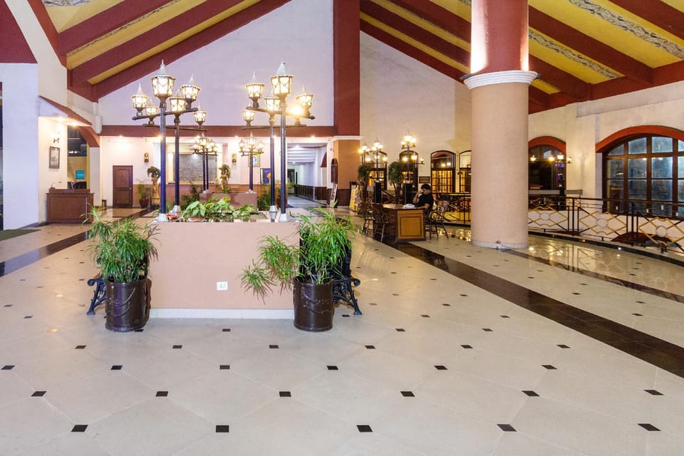 The Golden Retreat Resort in West Bengal