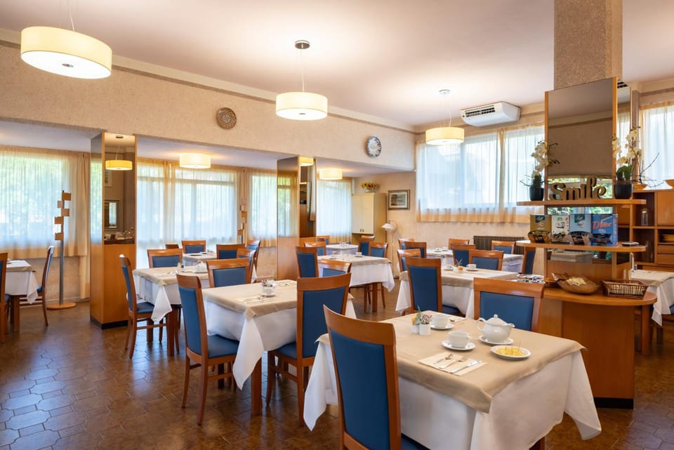 Hotel Parco dei Pini - 100mt dal Mare Hotel in Follonica