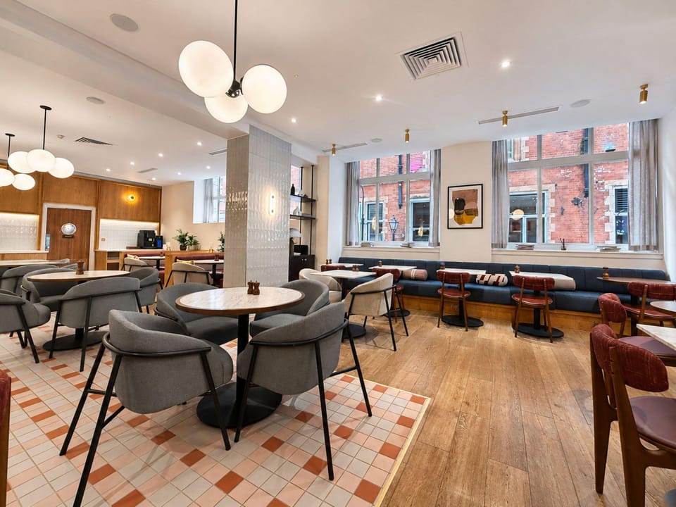 voco London – Bloomsbury by IHG Hotel in London Borough of Islington