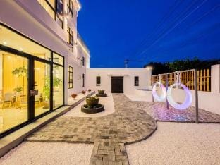 Manshu Garden Hostel Hotel in Shanghai
