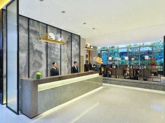 Dingshiju Crystal Hotel (Hongqiao Railway Station National Convention and Exhibition Center) Hotel in Shanghai