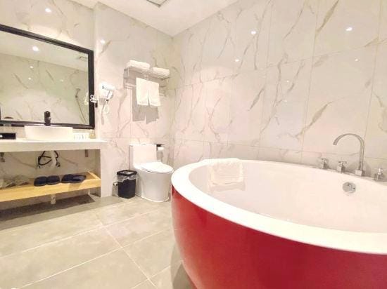 Lanshe Time Hotel (Jinhua High-speed Railway Station) Hotel in Zhejiang