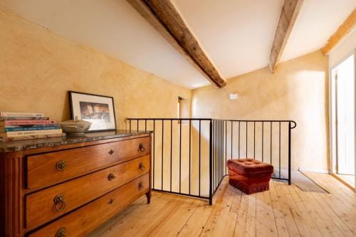 Le Pied de la Lettre Hotel in Grignan