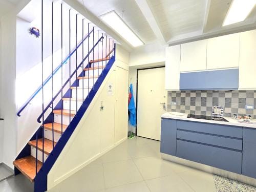 Starview Apartment - Comfy Apt by the center Hotel in Vico Equense