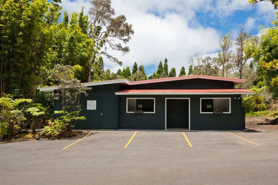 Hale 'Ohu Bed & Breakfast Hotel in Volcano