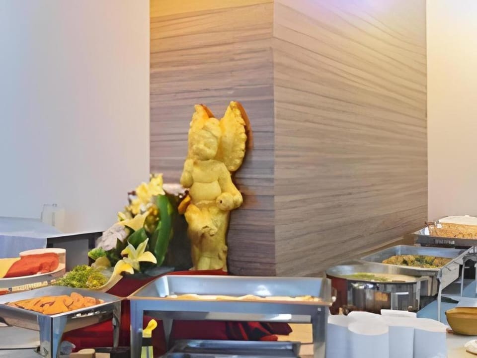 Ubon Hotel Hotel in Laos