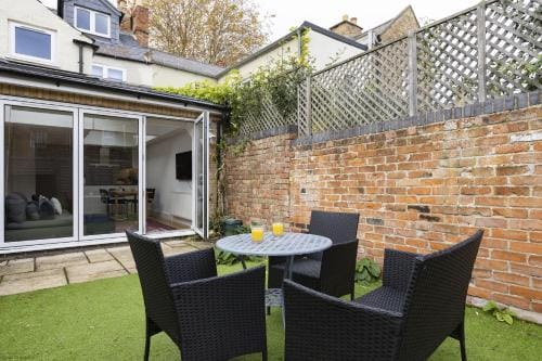 The Jericho Retreat - Bright & Spacious 4BDR Home Hotel in Oxford