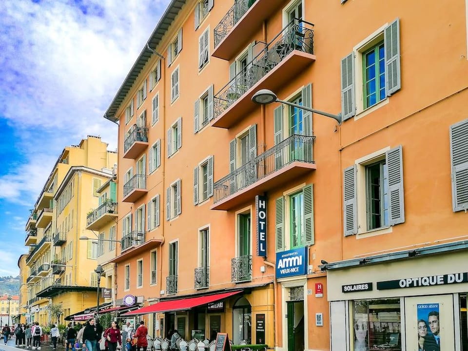 Hotel Aparthotel AMMI Vieux Nice Apartment hotel in Nice