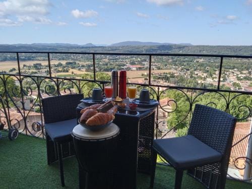 Lou calado Hotel in Fayence